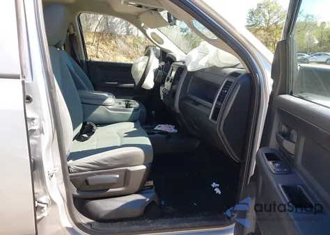 2015 Ram 2500 Tradesman из США, поврежденный, VIN 3C6TR5CT3FG563531